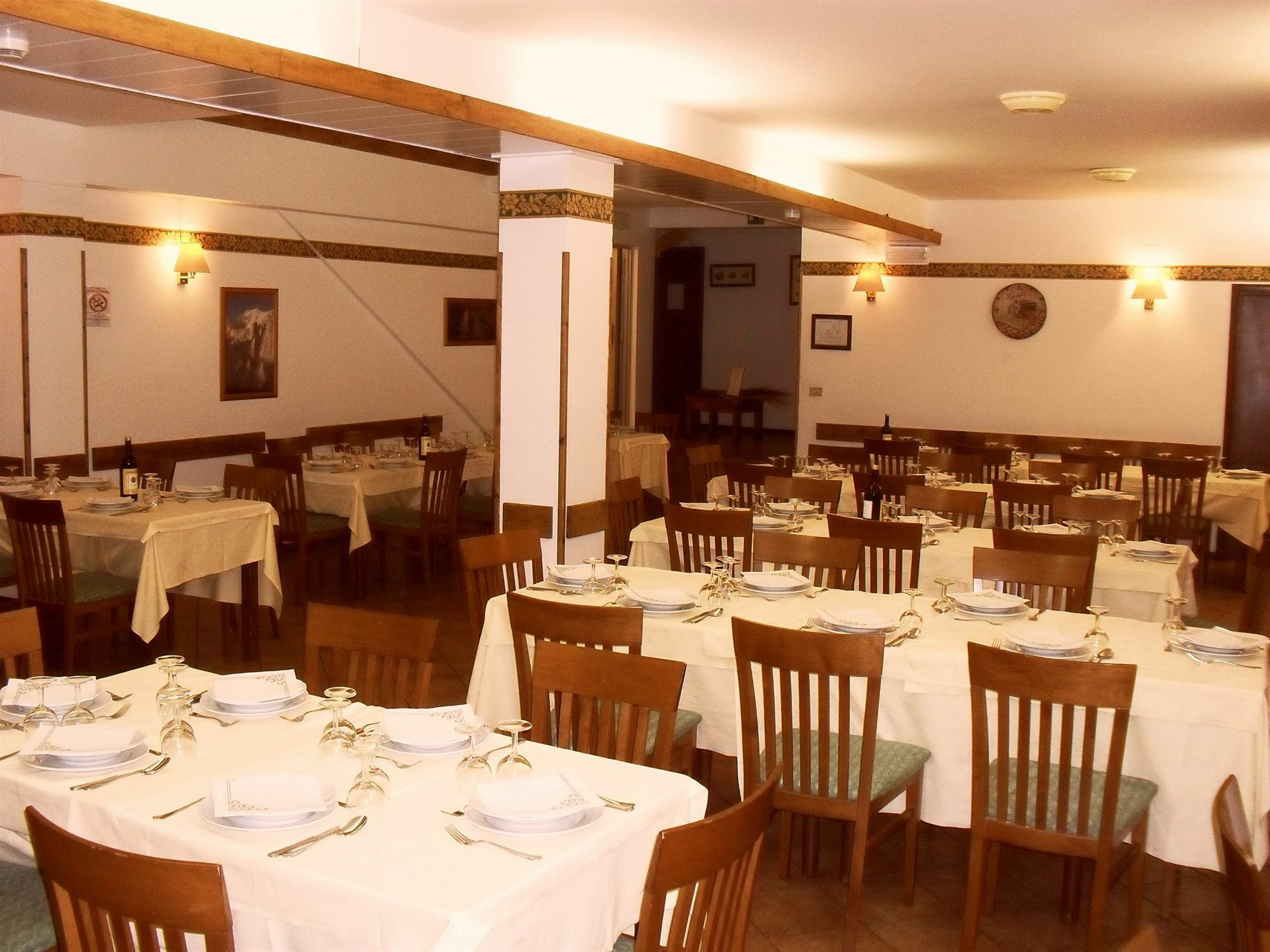 קורמאיור Hotel De La Telecabine מראה חיצוני תמונה
